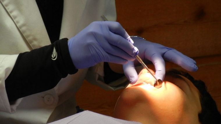7 Reasons why you may need an emergency dentist appointment