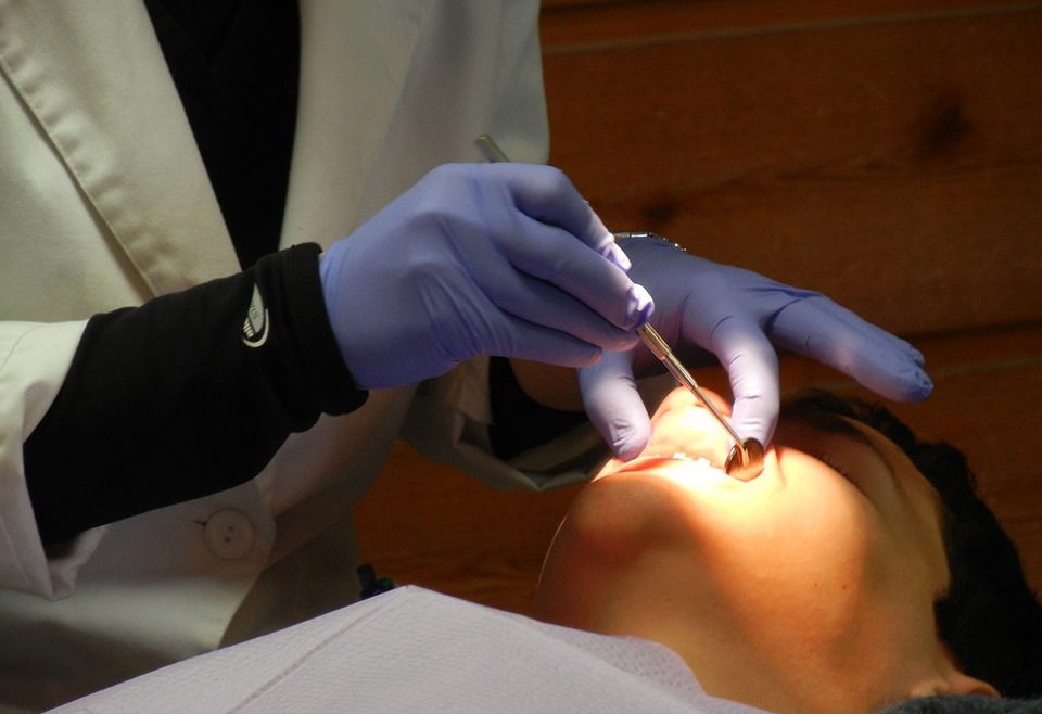 7 Reasons why you may need an emergency dentist appointment